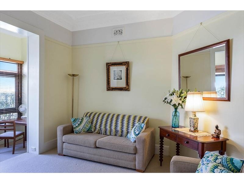 Northcote Street, Naremburn NSW 2065