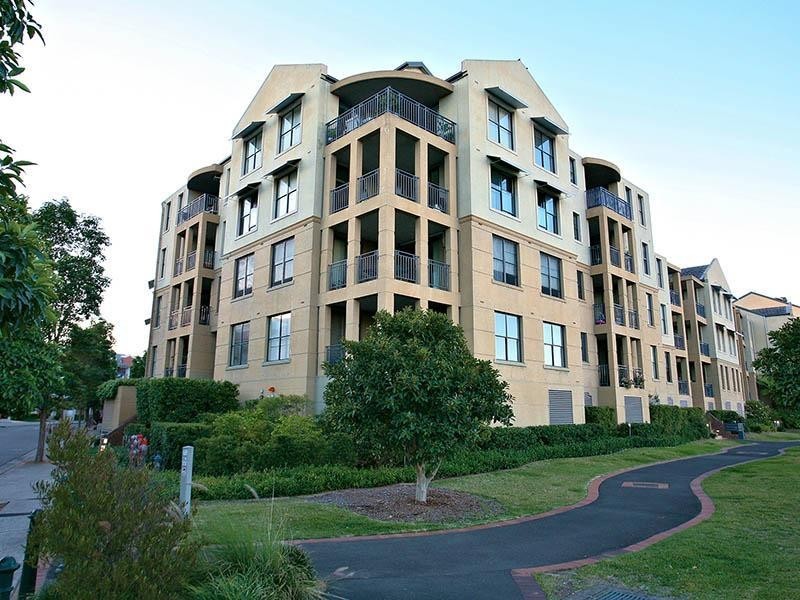 Buchanan St, Balmain NSW 2041