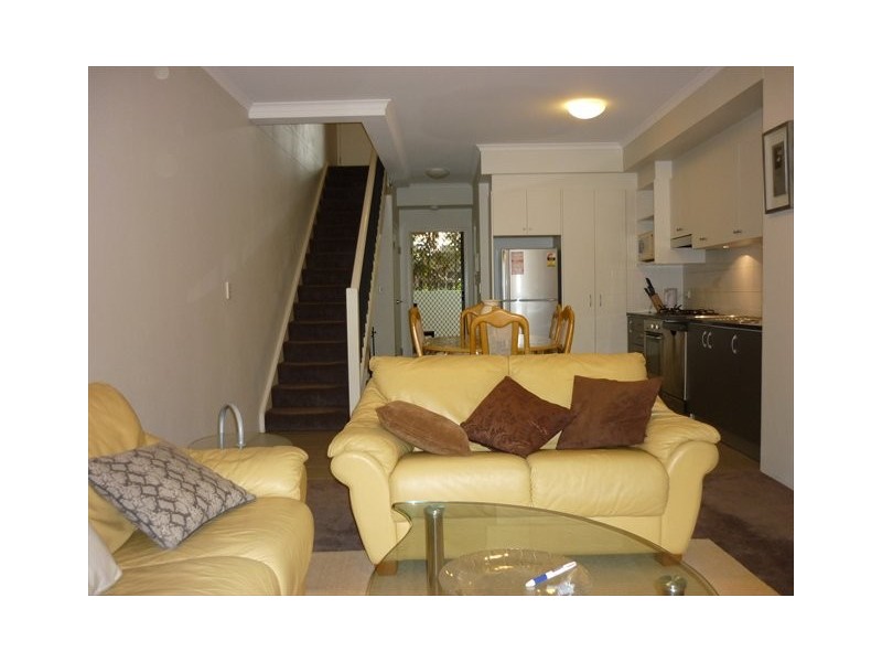 221 Sydney Park Road, Erskineville NSW 2043