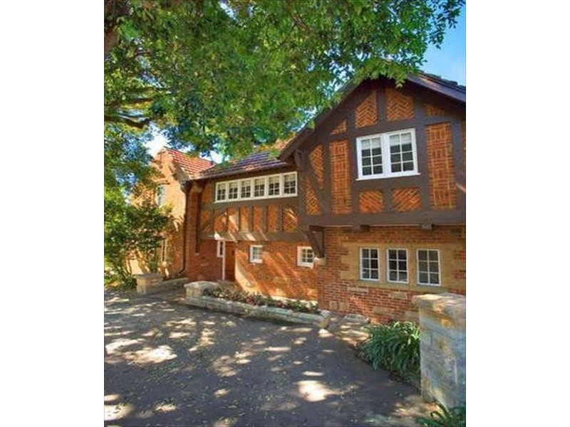 Suffolk Ave, Collaroy NSW 2097