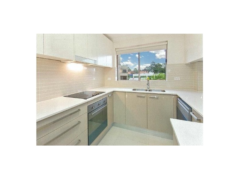 2/10 Gordon Avenue, Chatswood NSW 2067