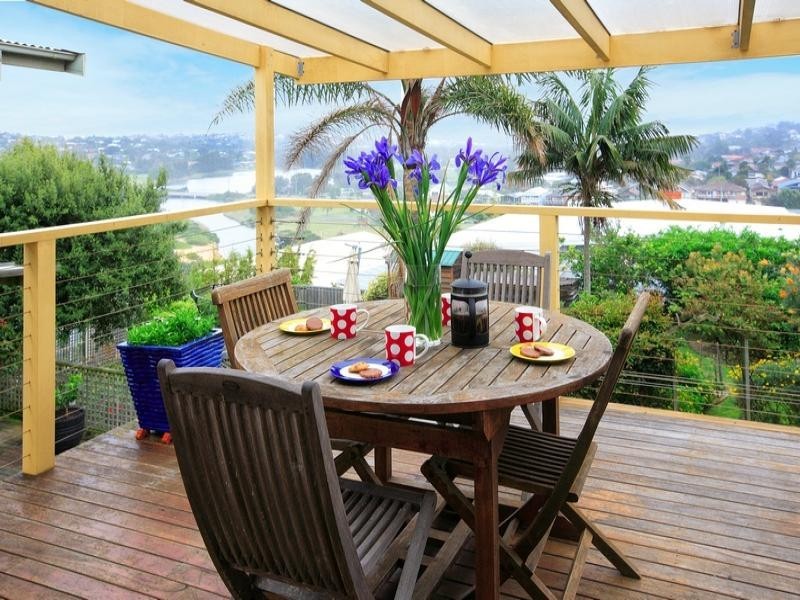 Robertson Road, North Curl Curl NSW 2099