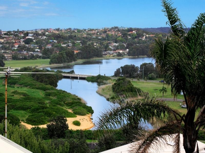 Robertson Road, North Curl Curl NSW 2099