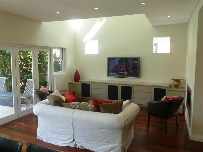 8 Rhodes Avenue, Naremburn NSW 2065