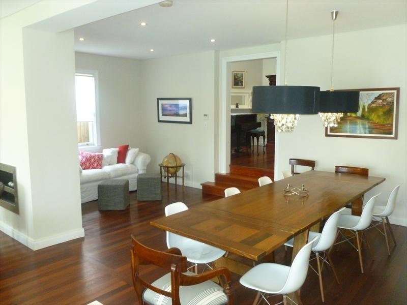 8 Rhodes Avenue, Naremburn NSW 2065