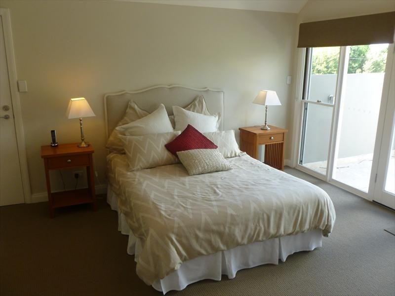 8 Rhodes Avenue, Naremburn NSW 2065