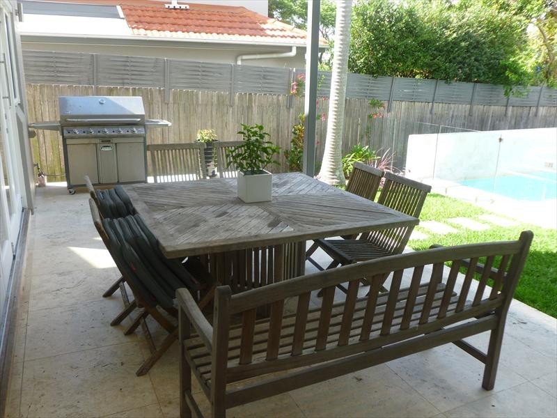 8 Rhodes Avenue, Naremburn NSW 2065