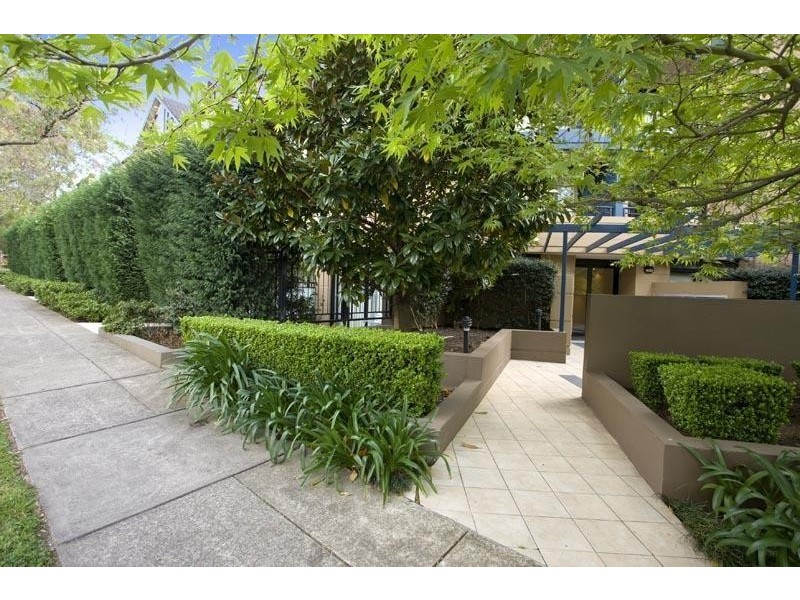 240 Ben Boyd Road, Neutral Bay NSW 2089