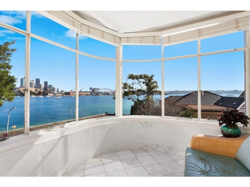 79 New Beach Road, Darling Point NSW 2027