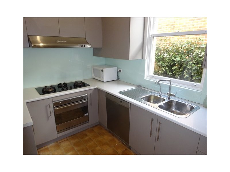 41 Kingslangley Rd, Greenwich NSW 2065