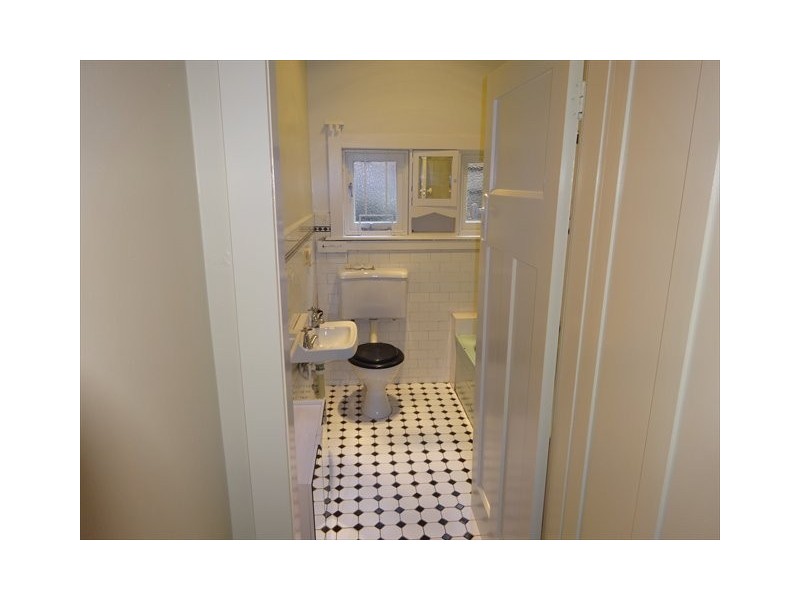 41 Kingslangley Rd, Greenwich NSW 2065
