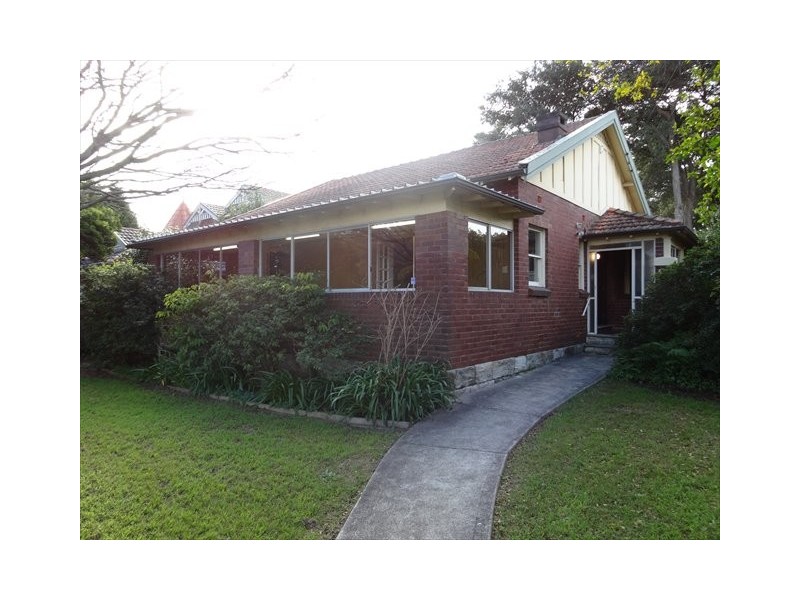41 Kingslangley Rd, Greenwich NSW 2065