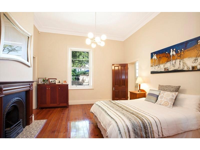 1 Brett Avenue, Balmain NSW 2041