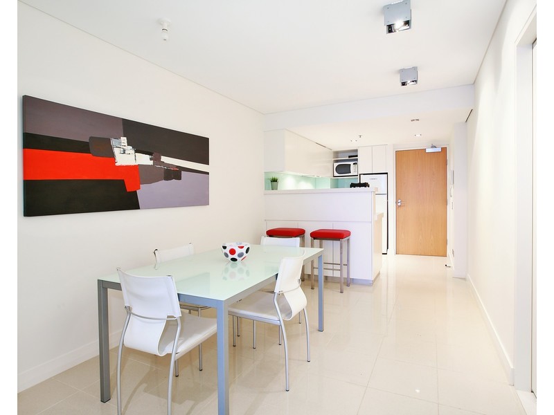 1008/8 Glen St, Milsons Point NSW 2061