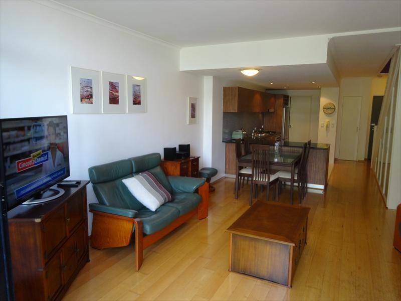 L206/8 Loveridge Street, Alexandria NSW 2015