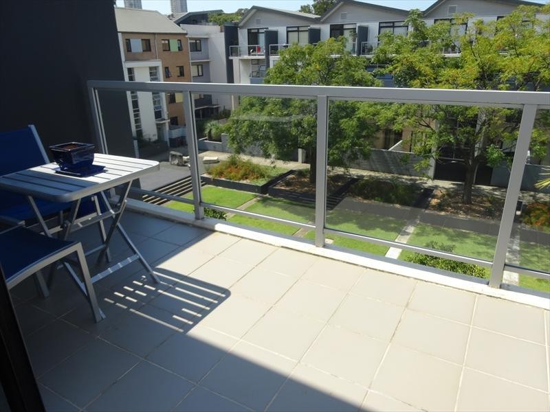L206/8 Loveridge Street, Alexandria NSW 2015