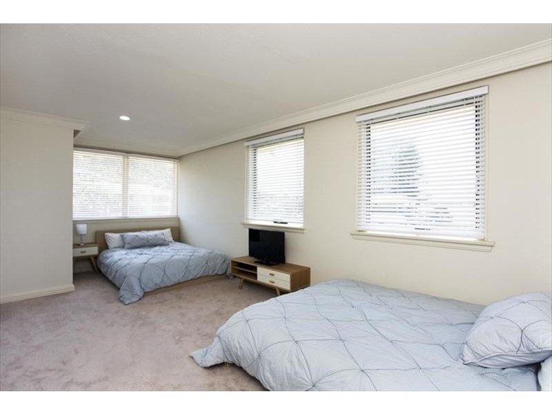 00 Pittwater Rd, Collaroy NSW 2097