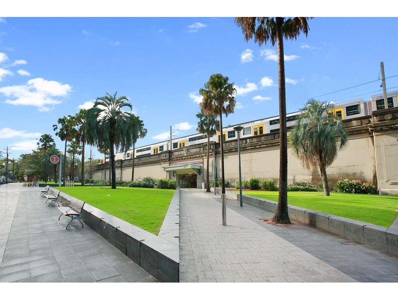 1008/8 Glen Street, Milsons Point NSW 2061