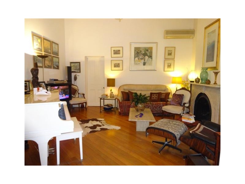 1/2 Nelson St, Bondi Junction NSW 2022