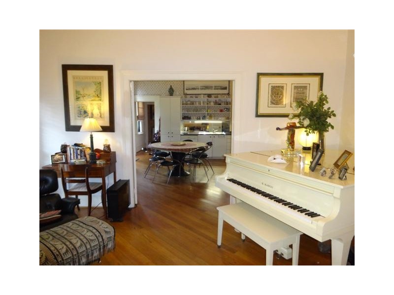 1/2 Nelson St, Bondi Junction NSW 2022