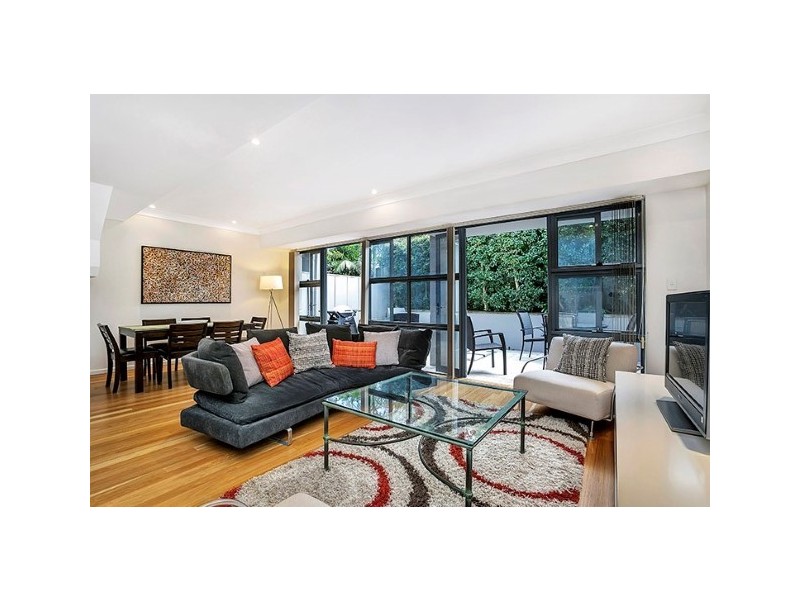 10-12 Ben Boyd Rd, Neutral Bay NSW 2089