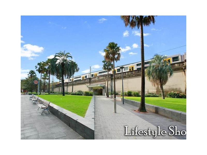 708/8 Glen Street, Milsons Point NSW 2061