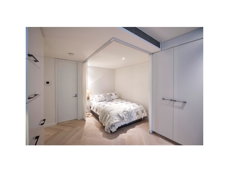 65 Cowper Wharf Rd, Woolloomooloo NSW 2011