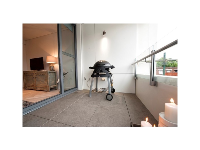 65 Cowper Wharf Rd, Woolloomooloo NSW 2011