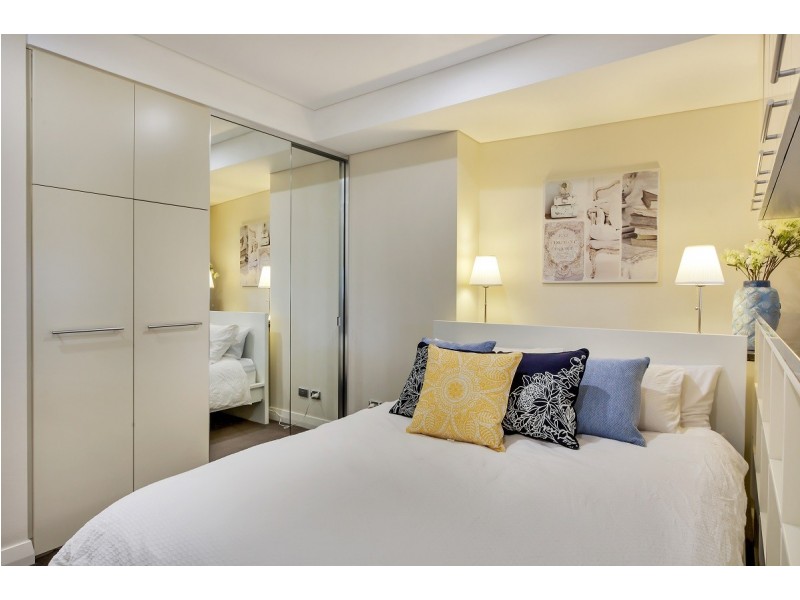 B302/24-26 Point St, Pyrmont NSW 2009
