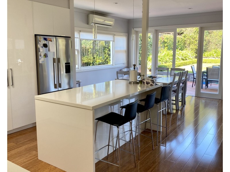 8 De Villiers Avenue, Chatswood NSW 2067