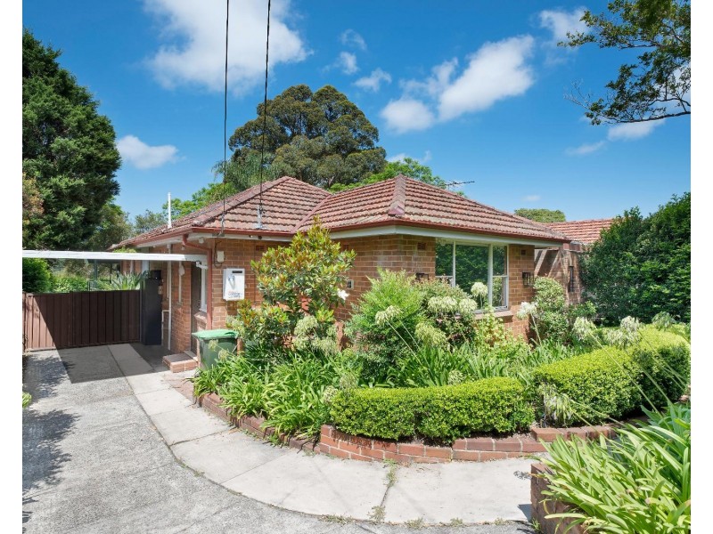 203 Eastern Valley Way, Middle Cove NSW 2068