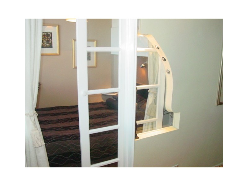 00 College Street, Sydney NSW 2000