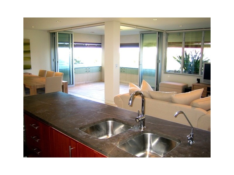 203 Ocean Street, Narrabeen NSW 2101