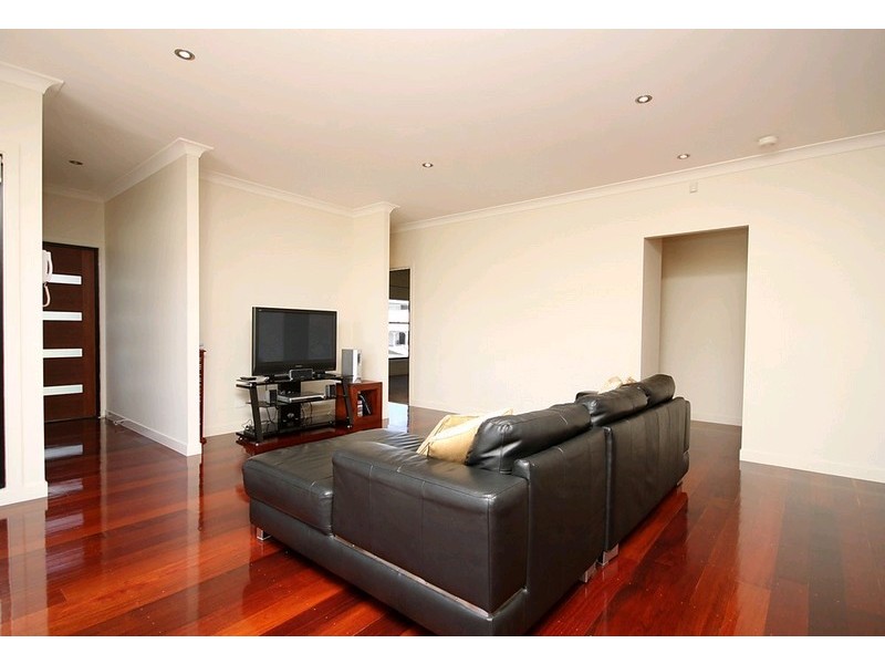 36 Hutton Street, Clayfield QLD 4011
