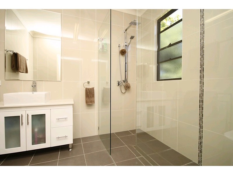 36 Hutton Street, Clayfield QLD 4011