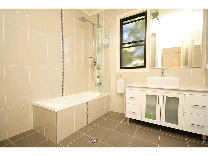 36 Hutton Street, Clayfield QLD 4011