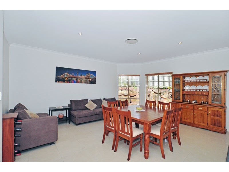 16 Laura Place, Nudgee QLD 4014