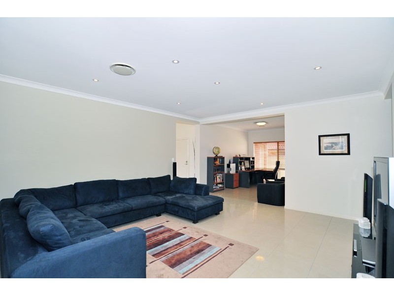 16 Laura Place, Nudgee QLD 4014