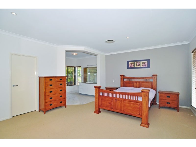 16 Laura Place, Nudgee QLD 4014