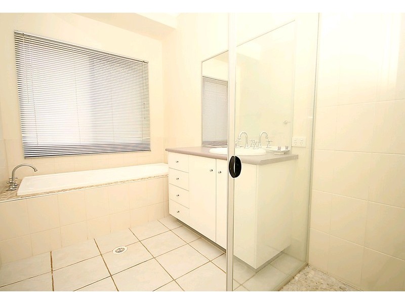 16 Laura Place, Nudgee QLD 4014