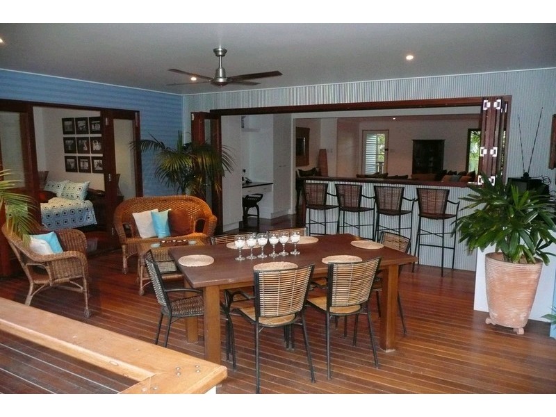 18 Caronga Street, Wavell Heights QLD 4012