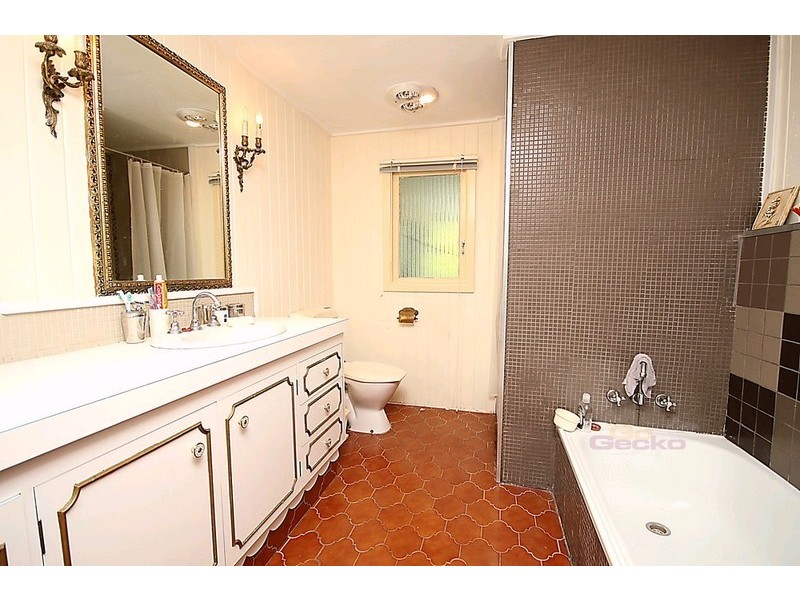 5 Moynihan Street, Ascot QLD 4007