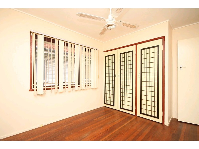 9 Allworth Street, Northgate QLD 4013