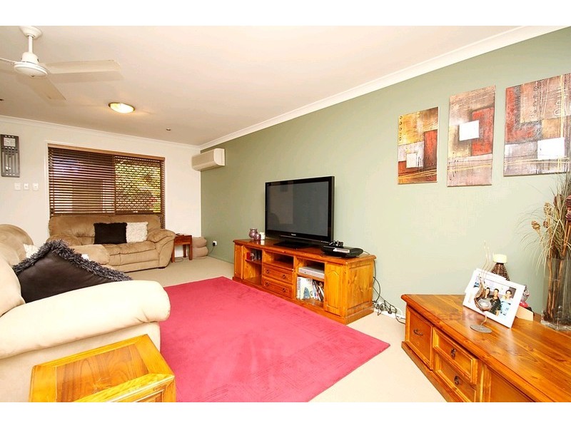 39 Glenside Street, Wavell Heights QLD 4012