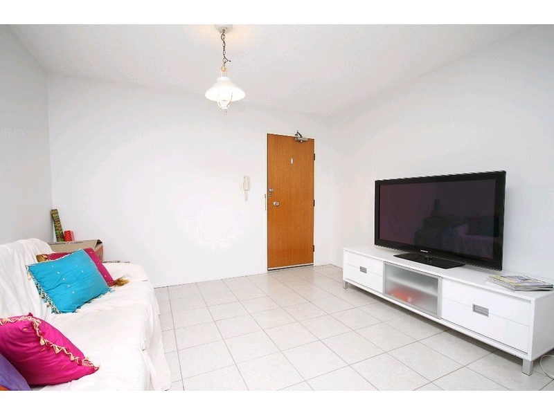 2/30 Whish Street, Windsor QLD 4030