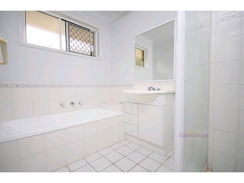 4 Penleigh Close, Boondall QLD 4034