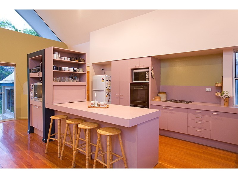 8 Satinwood Court, Bardon QLD 4065