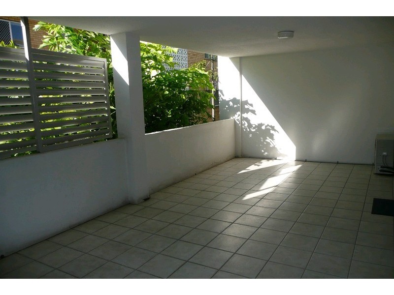 2/550 Sandgate Road, Clayfield QLD 4011