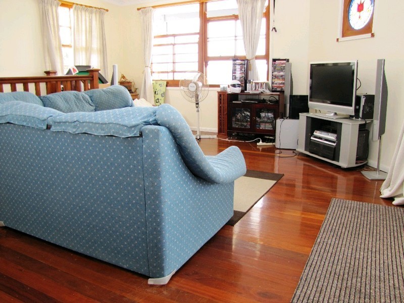 76 Redwood Street, Stafford Heights QLD 4053