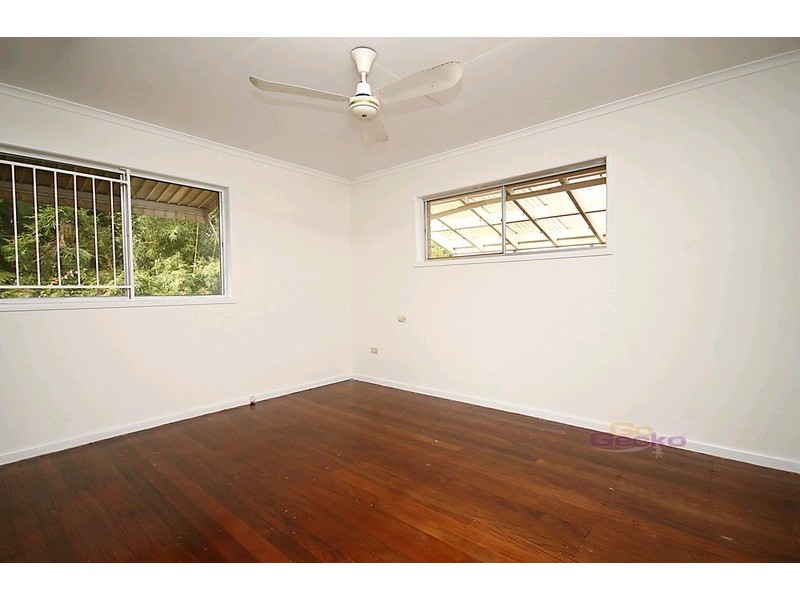 12 Sumar Street, Wavell Heights QLD 4012